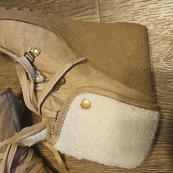 Union Bay wedge booties size 8 - Picture 2 of 7